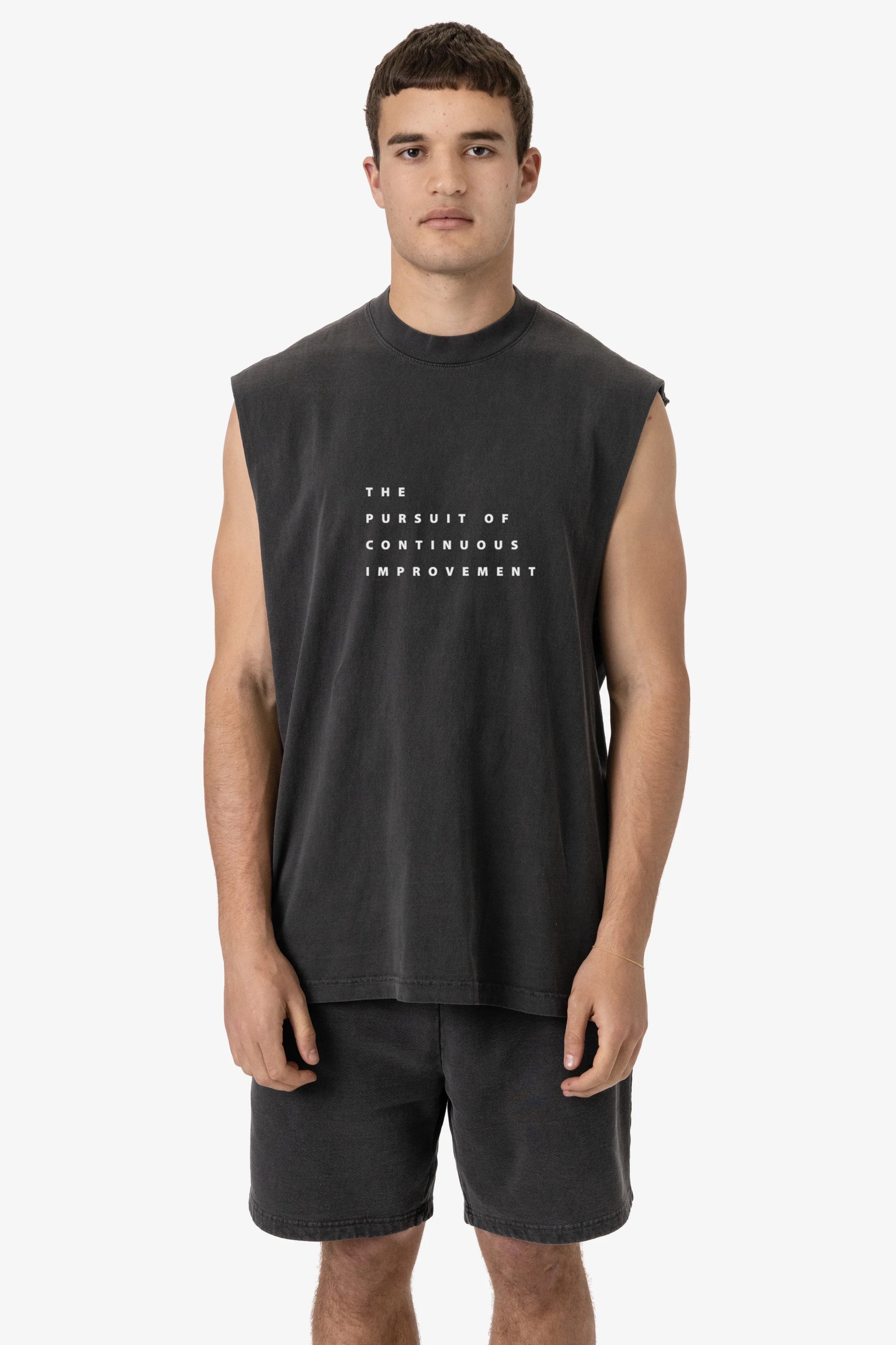 6.5OZ "PURSUIT" SLEEVELESS T